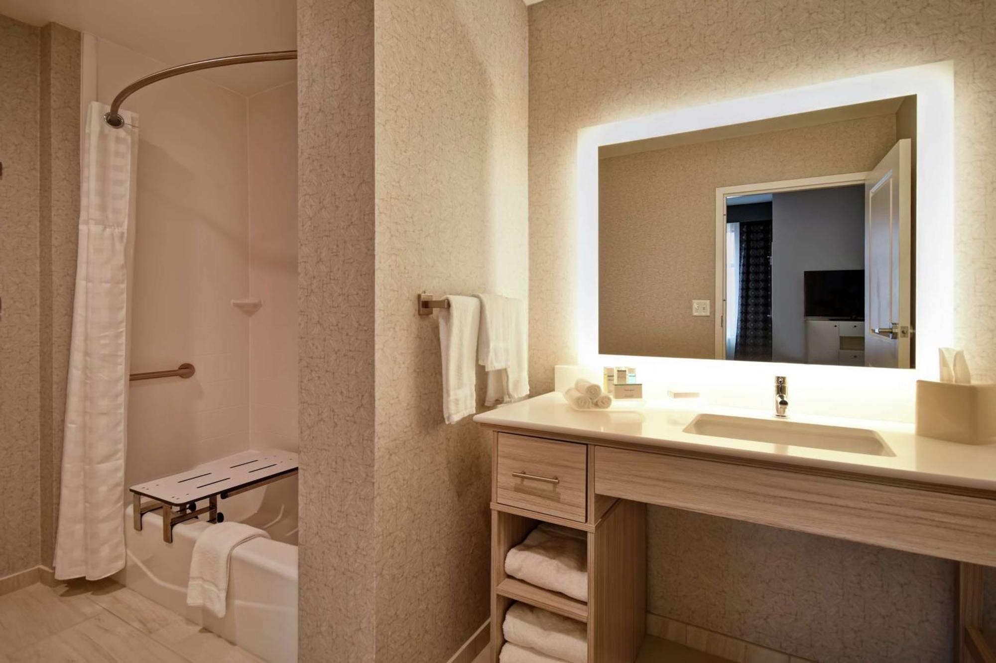 Homewood Suites By Hilton Greenville Downtown Zewnętrze zdjęcie